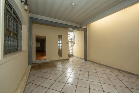 GARAGEM de casa à venda com 3 quartos, 219m² em Betânia, Belo Horizonte