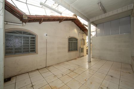 AREA EXTERNA de casa à venda com 3 quartos, 219m² em Betânia, Belo Horizonte