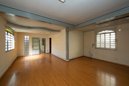 SALA de casa à venda com 3 quartos, 219m² em Betânia, Belo Horizonte