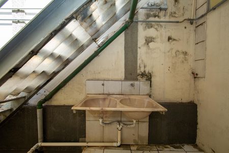 AREA DE SERVICO de casa à venda com 3 quartos, 219m² em Betânia, Belo Horizonte