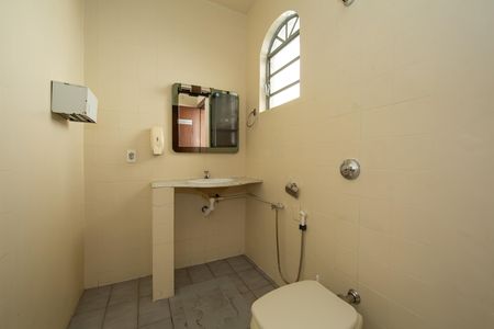 BANHEIRO1 de casa à venda com 3 quartos, 219m² em Betânia, Belo Horizonte