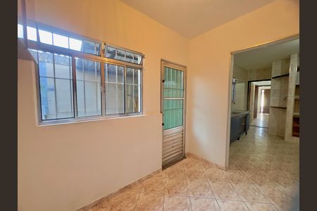 Despensa de casa para alugar com 3 quartos, 177m² em Vila Augusta, Guarulhos