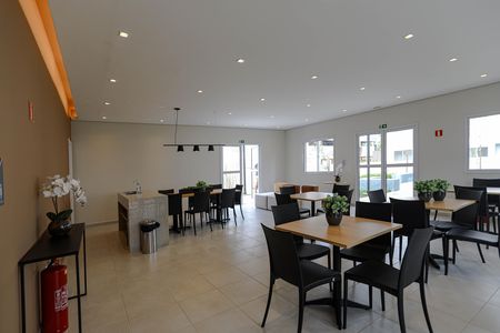 Apartamento para alugar com 42m², 2 quartos e 1 vaga Apartamento para alugar com 42m², 2 quartos e 1 vagaÁrea Comum