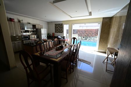 Casa à venda com 3 quartos, 200m² em Residencial Porto Seguro, Goiânia