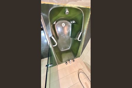 Banheiro da Suíte de casa para alugar com 4 quartos, 200m² em Vila das Palmeiras, Guarulhos