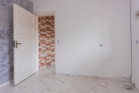 Sala/Quarto de casa para alugar com 1 quarto, 30m² em Balneário Dom Carlos, São Paulo