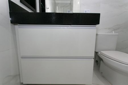 Casa à venda com 290m², 6 quartos e 3 vagasBanheiro