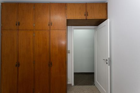 Casa à venda com 290m², 6 quartos e 3 vagasQuarto 4