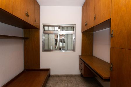 Casa à venda com 290m², 6 quartos e 3 vagasQuarto 2
