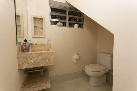 Casa à venda com 290m², 6 quartos e 3 vagasLavabo