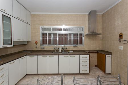 Casa à venda com 290m², 6 quartos e 3 vagasCozinha
