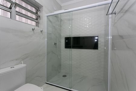 Casa à venda com 290m², 6 quartos e 3 vagasBanheiro