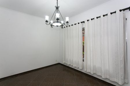 Casa à venda com 290m², 6 quartos e 3 vagasSala 2