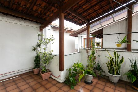 Casa à venda com 290m², 6 quartos e 3 vagasVaranda