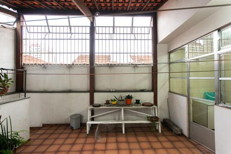 Casa à venda com 290m², 6 quartos e 3 vagasVaranda