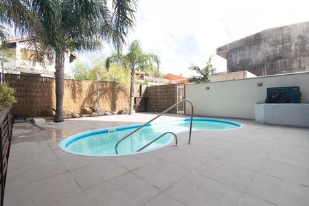 Área comum - Piscina de apartamento para alugar com 2 quartos, 70m² em Partenon, Porto Alegre