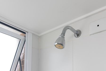 Banheiro Social de apartamento para alugar com 2 quartos, 70m² em Partenon, Porto Alegre