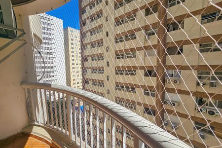 Apartamento para alugar com 125m², 3 quartos e 4 vagas