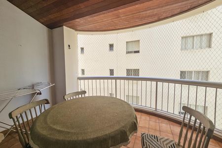 Apartamento para alugar com 125m², 3 quartos e 4 vagas