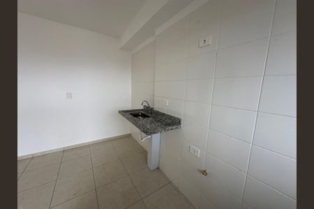 Cozinha de apartamento para alugar com 2 quartos, 46m² em Parque Sao Vicente, São Vicente