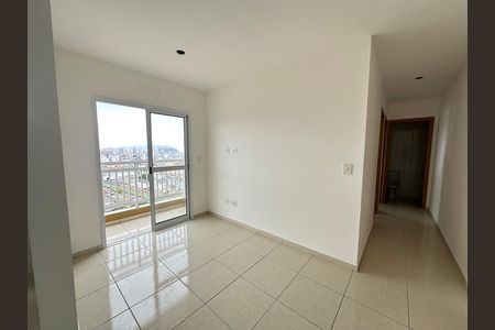 Sala de apartamento para alugar com 2 quartos, 46m² em Parque Sao Vicente, São Vicente