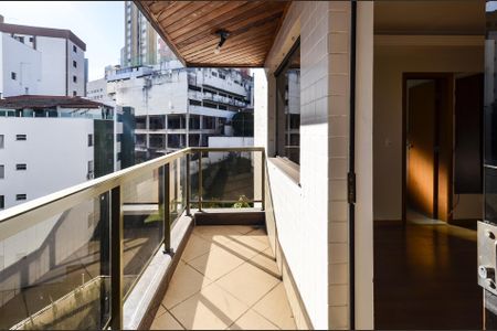 Varanda de apartamento para alugar com 4 quartos, 120m² em Sagrada Família, Belo Horizonte