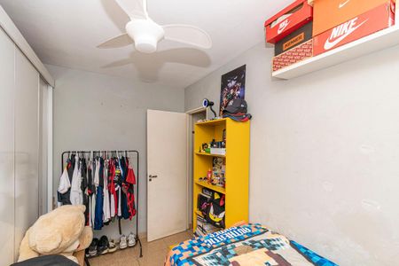 Quarto 1 de apartamento para alugar com 2 quartos, 49m² em 800, Rio de Janeiro