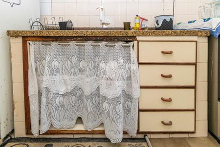 Apartamento à venda com 49m², 2 quartos e 1 vagaCozinha - Armários