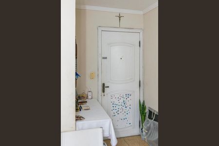 Sala de apartamento para alugar com 2 quartos, 49m² em 800, Rio de Janeiro