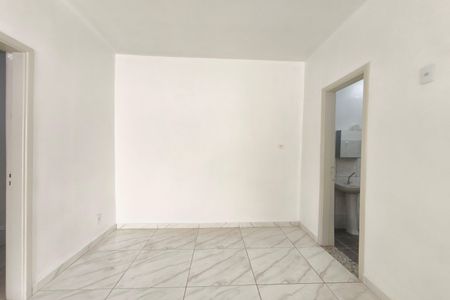 Casa para alugar com 100m², 2 quartos e 2 vagasCozinha