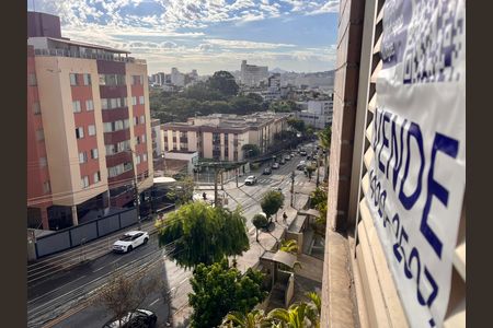 Apartamento à venda com 3 quartos, 76m² em Santa Cruz, Belo Horizonte