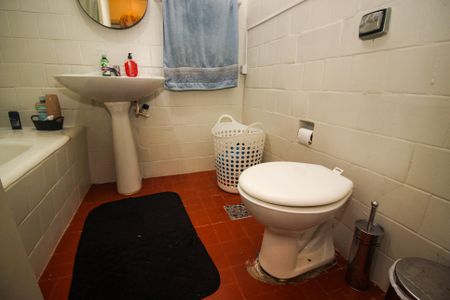 Apartamento à venda com 61m², 2 quartos e sem vaga Apartamento à venda com 61m², 2 quartos e sem vagaBanheiro