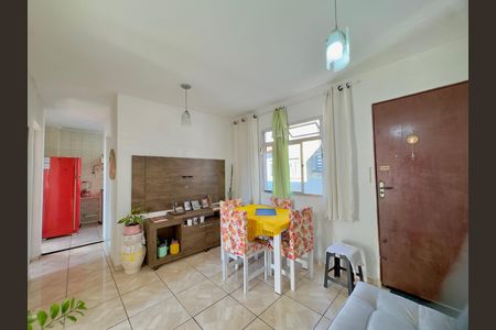 Sala de apartamento para alugar com 2 quartos, 54m² em Jardim Tranquilidade, Guarulhos
