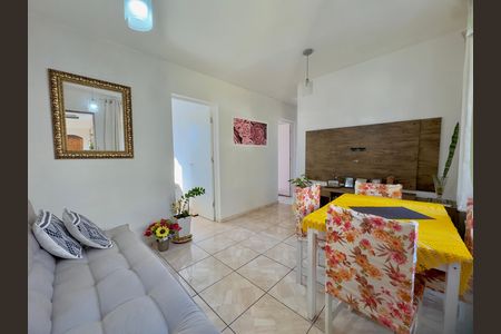 Sala de apartamento para alugar com 2 quartos, 54m² em Jardim Tranquilidade, Guarulhos
