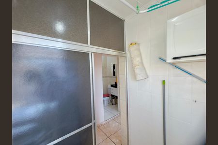Área de Serviço de apartamento para alugar com 2 quartos, 54m² em Jardim Tranquilidade, Guarulhos