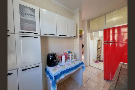 Cozinha de apartamento para alugar com 2 quartos, 54m² em Jardim Tranquilidade, Guarulhos