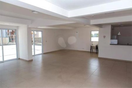 Apartamento à venda com 45m², 2 quartos e 1 vaga