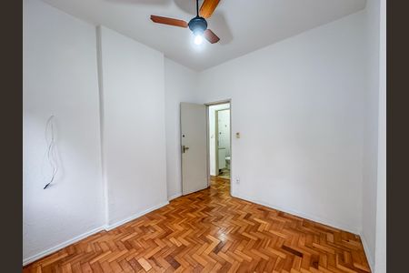 Apartamento à venda com 37m², 1 quarto e sem vaga