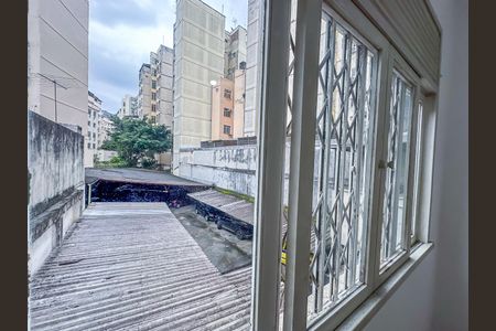 Apartamento à venda com 37m², 1 quarto e sem vaga