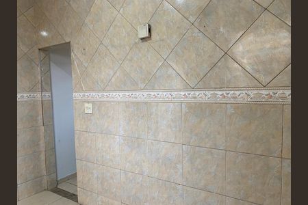 Cozinha de apartamento para alugar com 3 quartos, 60m² em Bonsucesso, Rio de Janeiro