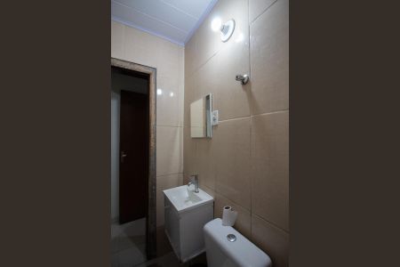 Casa para alugar com 275m², 2 quartos e 2 vagas Casa para alugar com 275m², 2 quartos e 2 vagasBanheiro
