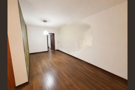 Casa à venda com 3 quartos, 176m² em Indianópolis, São Paulo