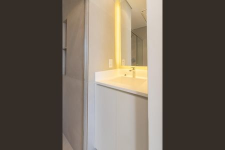 Apartamento para alugar com 100m², 2 quartos e 1 vaga Apartamento para alugar com 100m², 2 quartos e 1 vagaBanheiro da Suíte 2