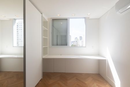 Apartamento para alugar com 100m², 2 quartos e 1 vaga Apartamento para alugar com 100m², 2 quartos e 1 vagaSuíte 2