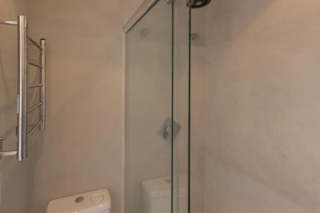 Apartamento para alugar com 100m², 2 quartos e 1 vaga Apartamento para alugar com 100m², 2 quartos e 1 vagaBanheiro da Suíte 2
