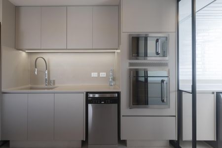 Apartamento para alugar com 100m², 2 quartos e 1 vaga Apartamento para alugar com 100m², 2 quartos e 1 vagaCozinha