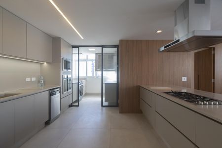 Apartamento para alugar com 100m², 2 quartos e 1 vaga Apartamento para alugar com 100m², 2 quartos e 1 vagaCozinha