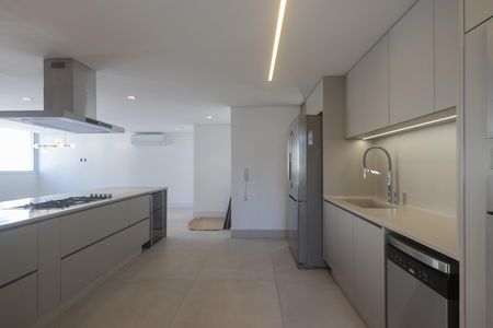Apartamento para alugar com 100m², 2 quartos e 1 vaga Apartamento para alugar com 100m², 2 quartos e 1 vagaCozinha