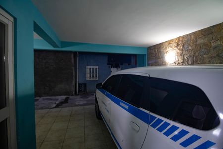 Garagem de casa para alugar com 3 quartos, 70m² em Vila Pedro Moreira, Guarulhos