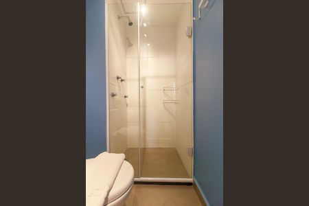 Banheiro de kitnet/studio à venda com 0 quarto, 25m² em Campo Belo, São Paulo